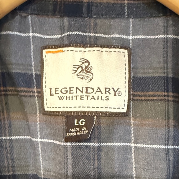 Legendary Whitetails Men's Plaid Shirt - Black and Brown I have a medium too - Picture 3 of 8